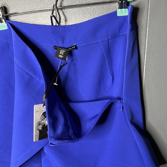 Sincerely Jules Blue Skort Size Small - Picture 5 of 7